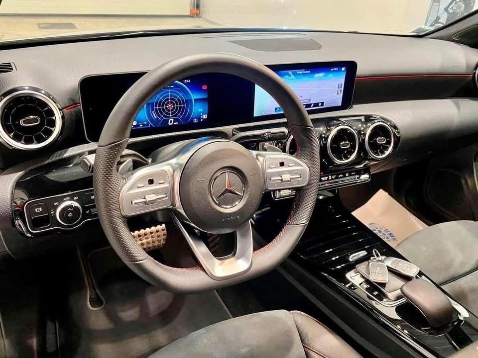 Mercedes Benz Classe A (IV) 200 AMG Line 7G-DCT