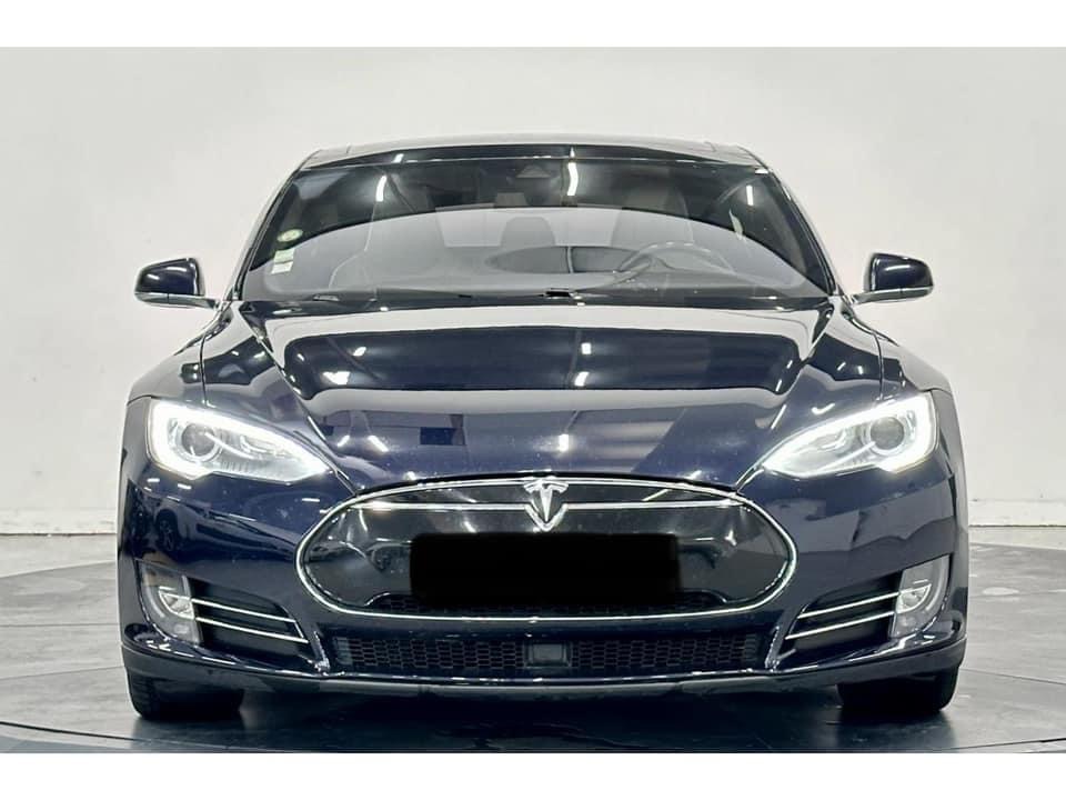 TESLA MODEL S