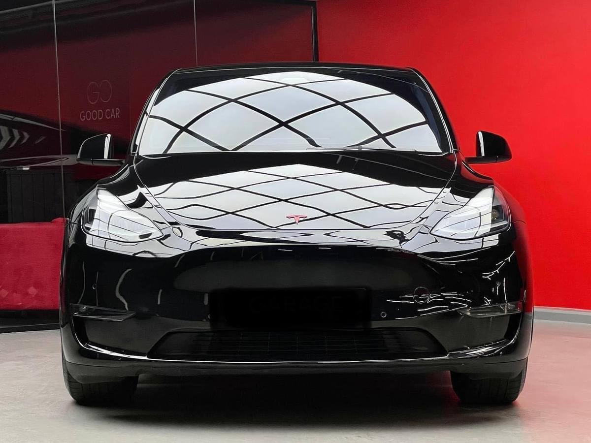 PERFORMANCES DU MODÈLE TESLA Y